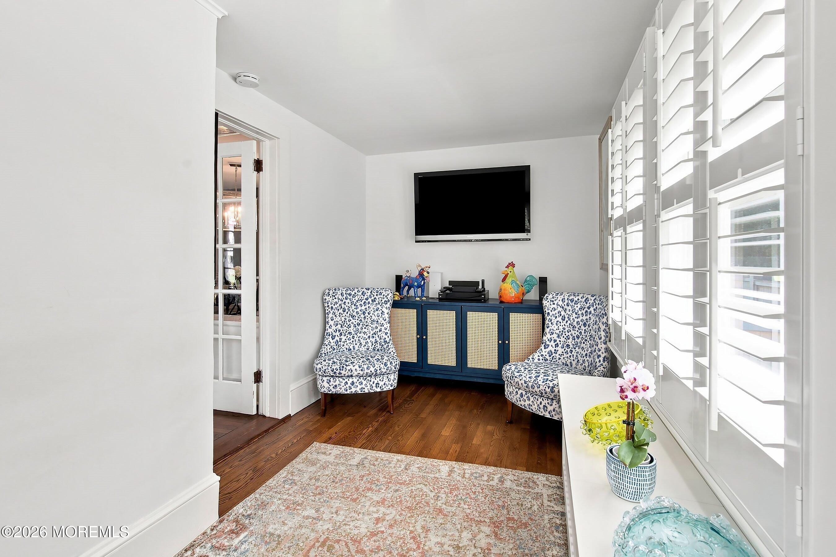 374 Conover Place Red Bank NJ 07701