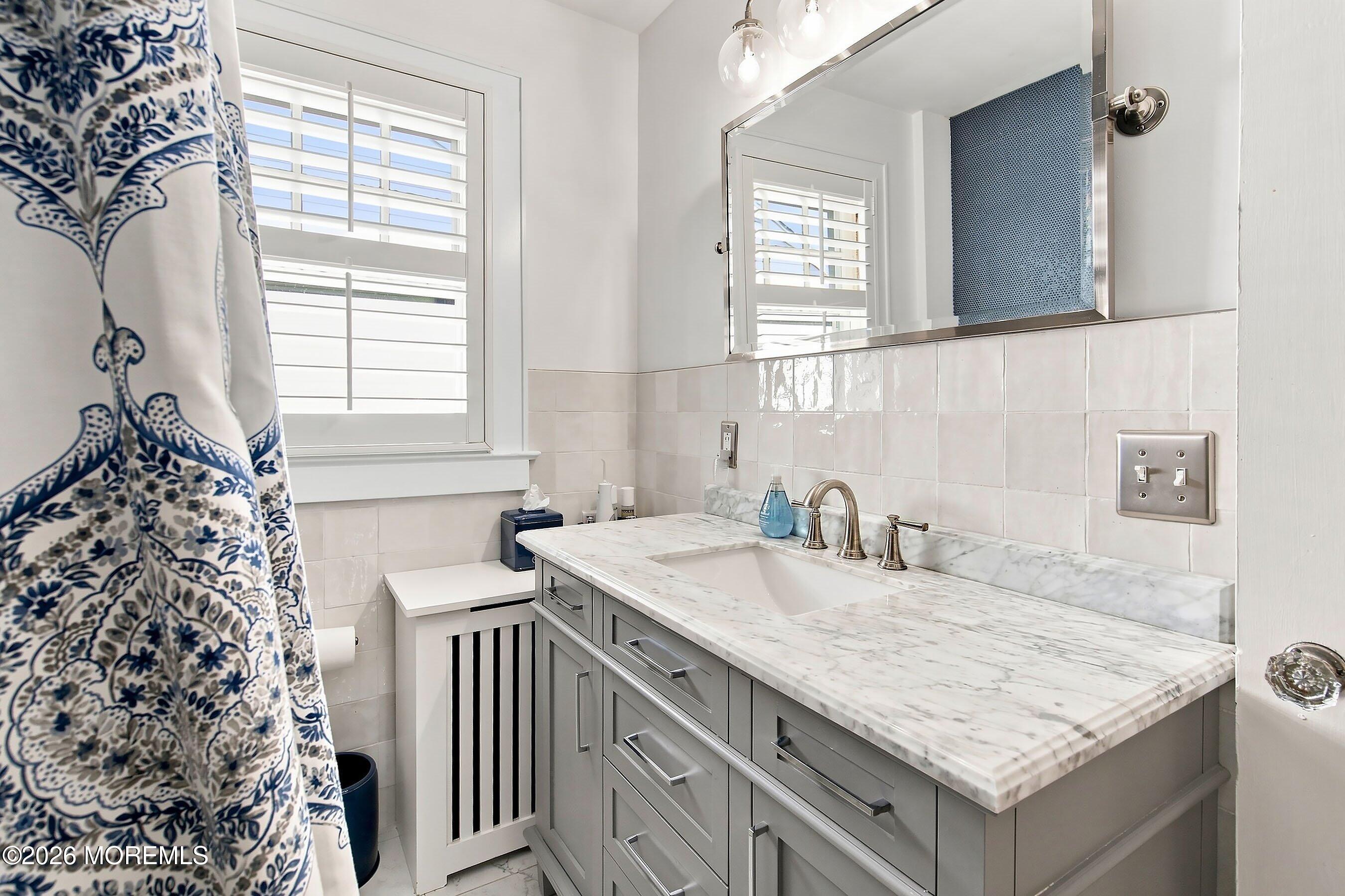374 Conover Place Red Bank NJ 07701