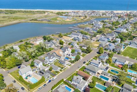 161 Lake Avenue Manasquan NJ 08736