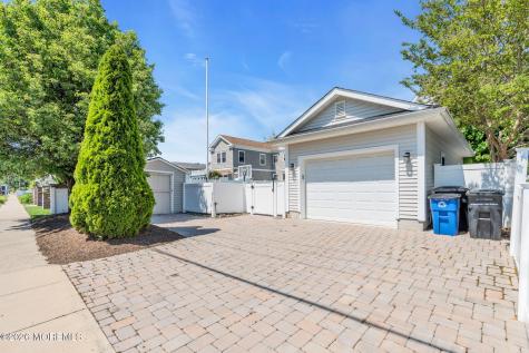 161 Lake Avenue Manasquan NJ 08736
