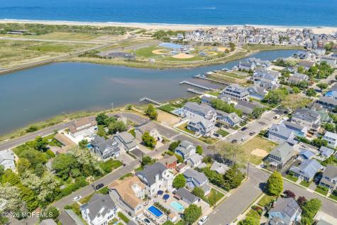 161 Lake Avenue Manasquan NJ 08736