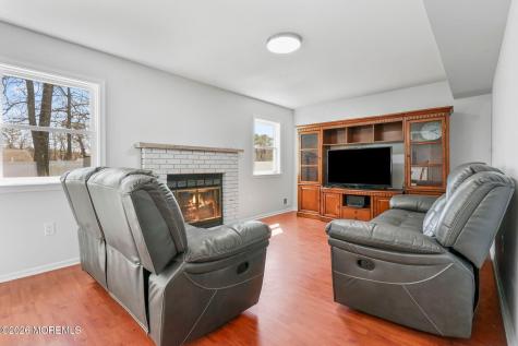 4 Winsted Drive Howell NJ 07731