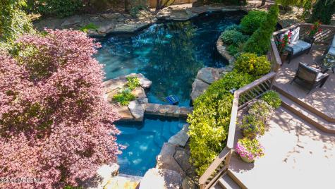 46 Thomas Drive Manalapan NJ 07726