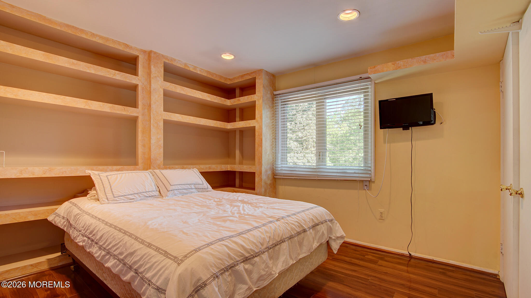 46 Thomas Drive Manalapan NJ 07726