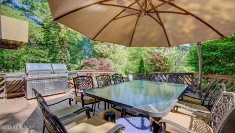 46 Thomas Drive Manalapan NJ 07726