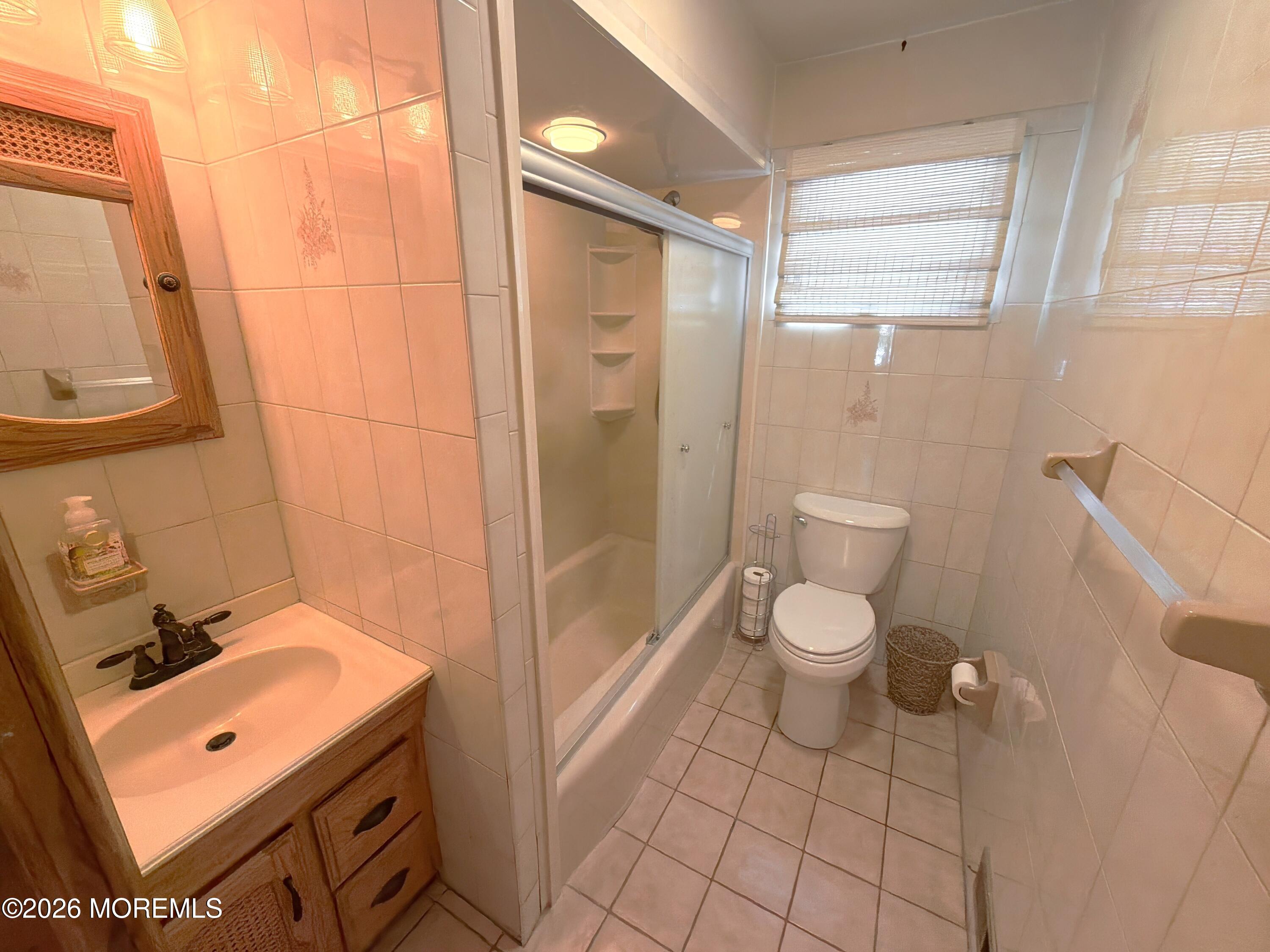 4 Glen Road Howell NJ 07731