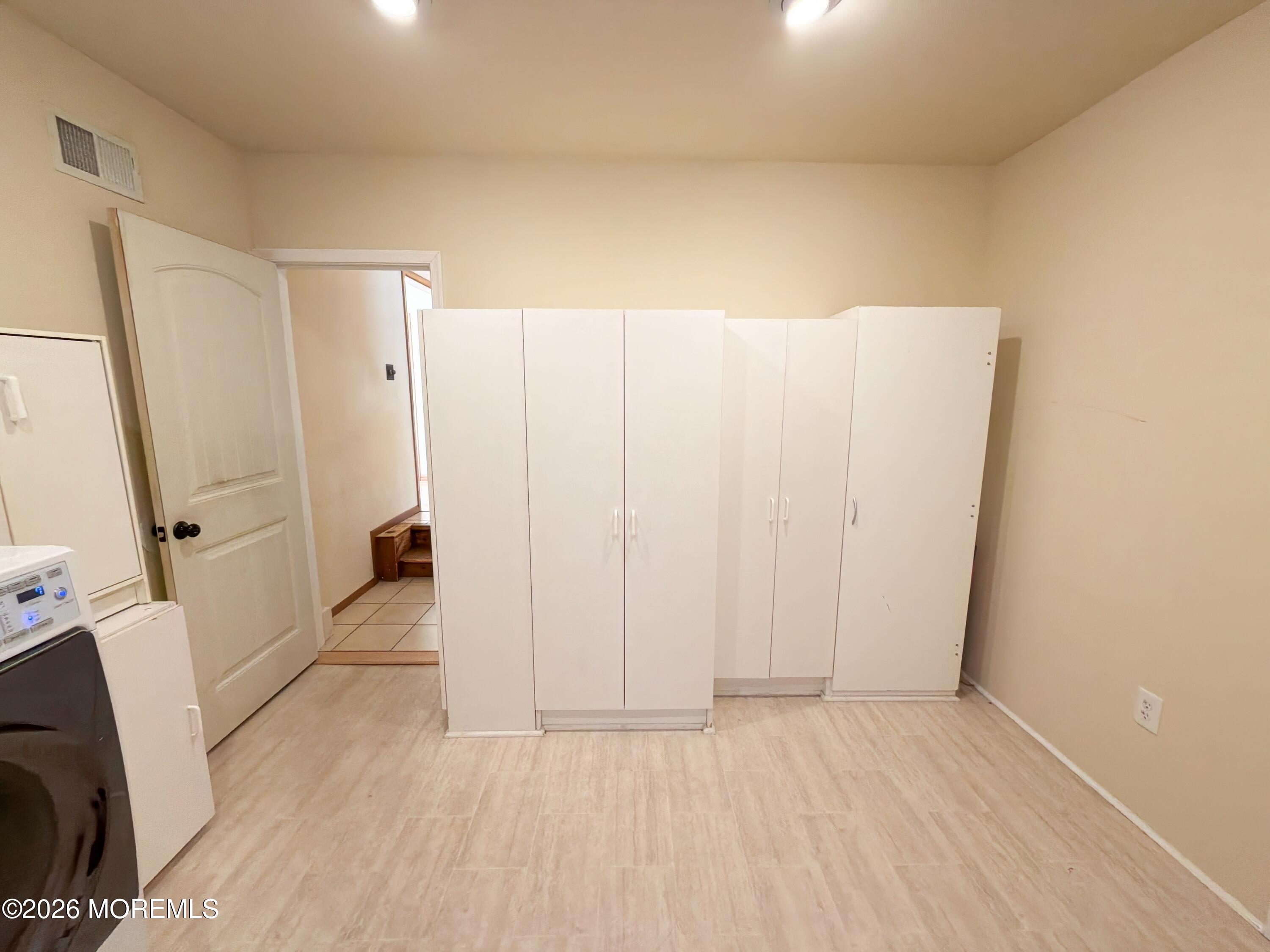 4 Glen Road Howell NJ 07731