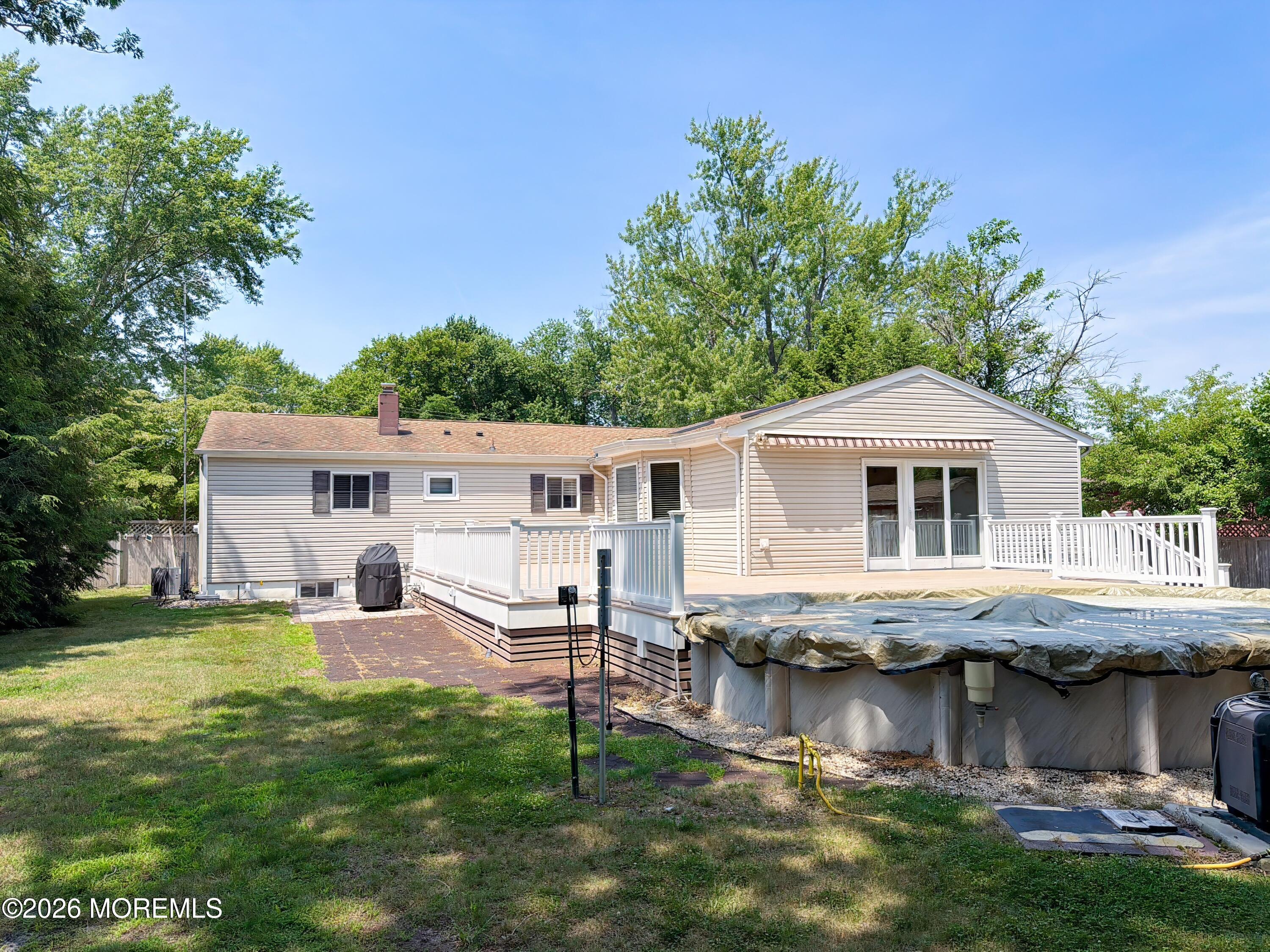 4 Glen Road Howell NJ 07731