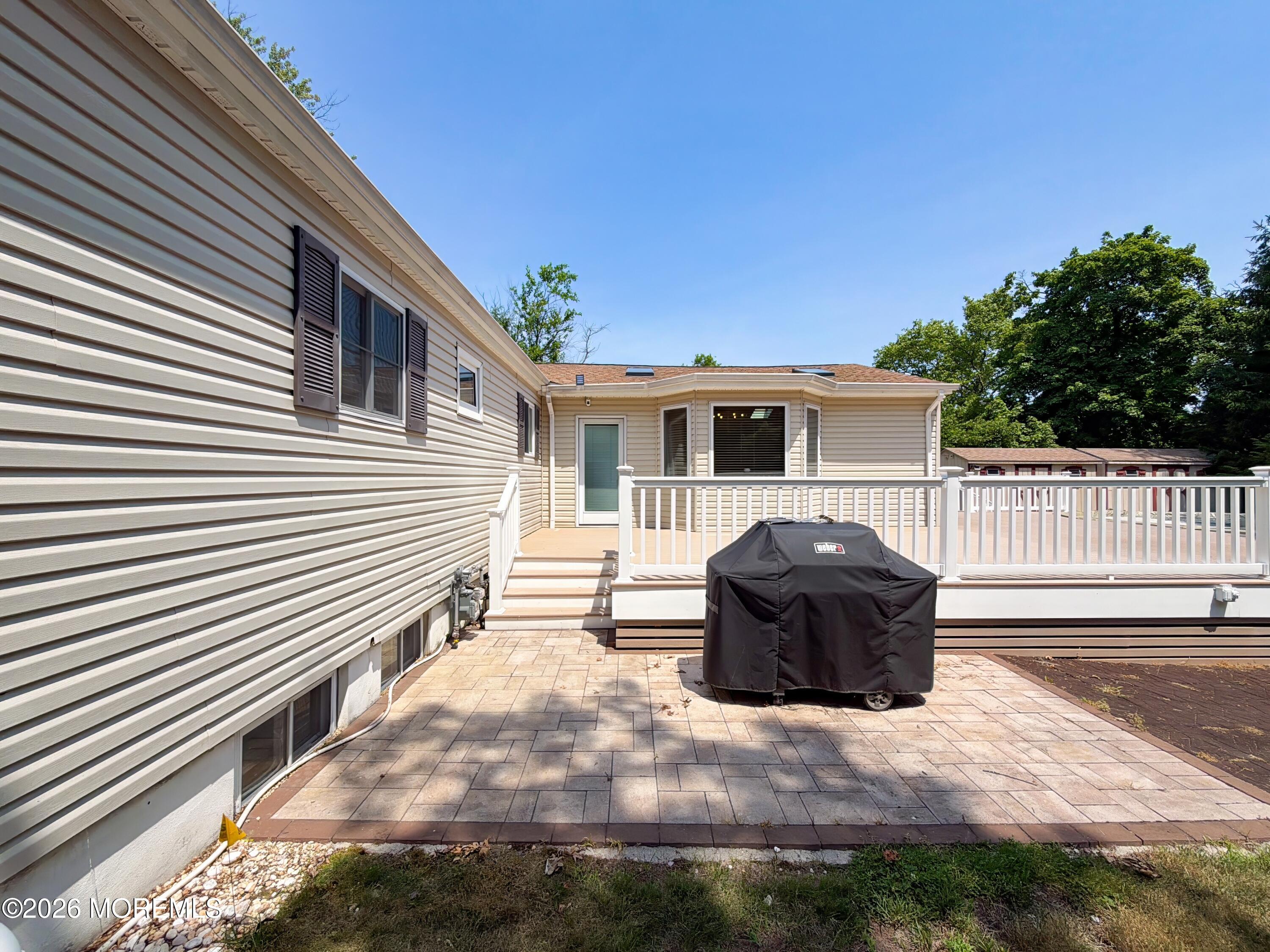 4 Glen Road Howell NJ 07731
