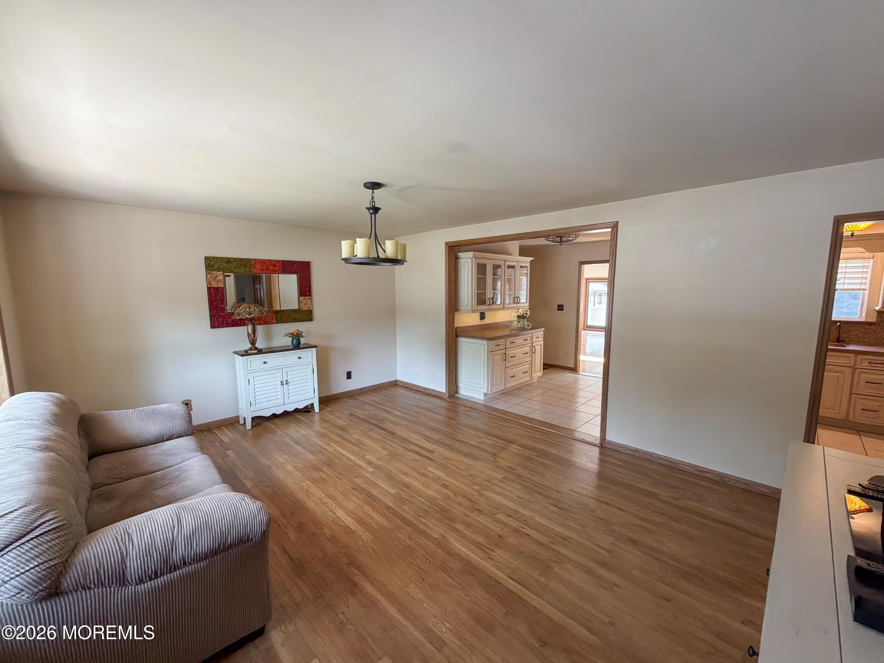 4 Glen Road Howell NJ 07731