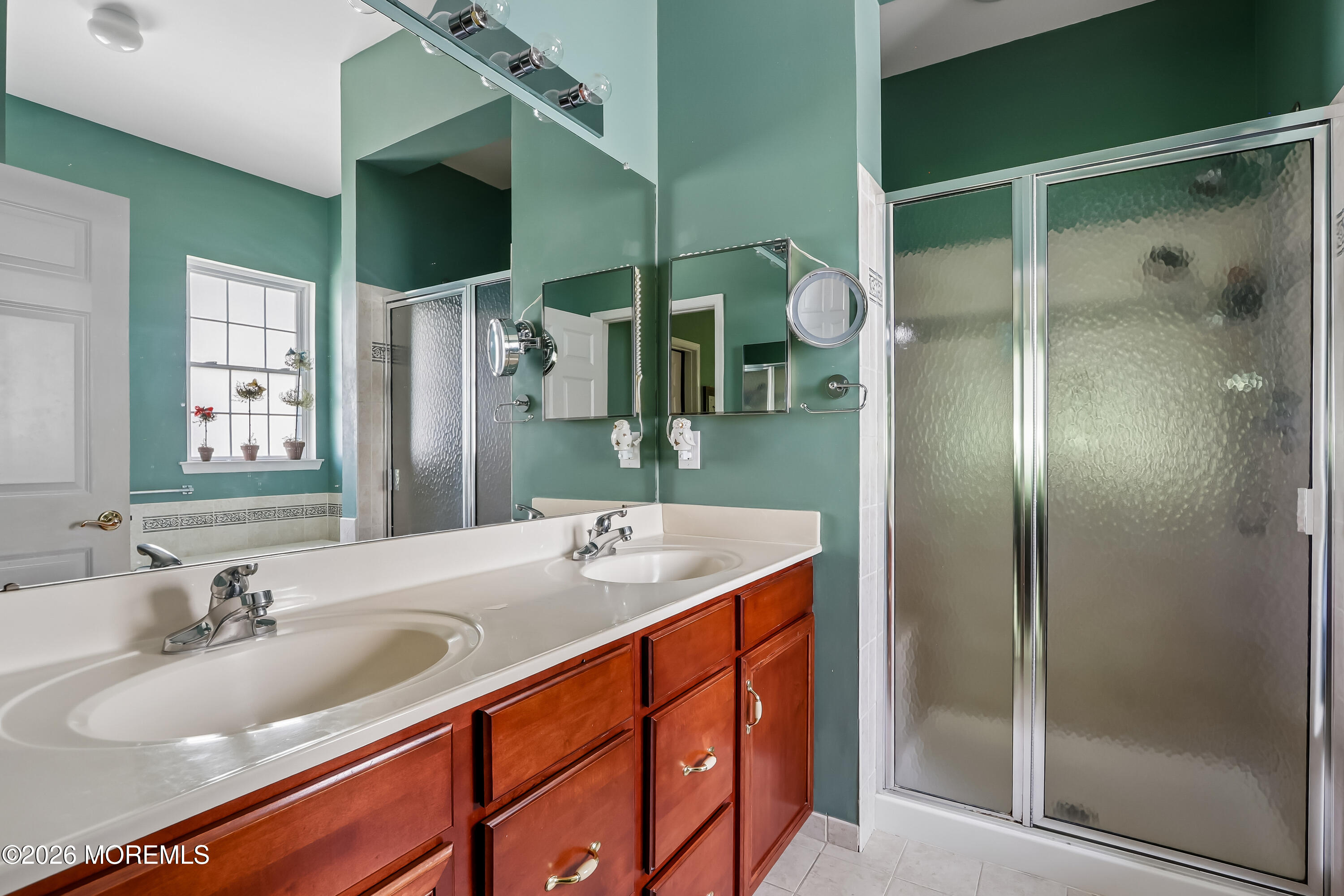77 Oakmont Lane Jackson NJ 08527