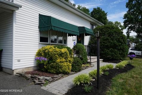 7 Winthrop Place Hazlet NJ 07730