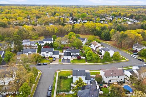32 Bronia Street Howell NJ 07731