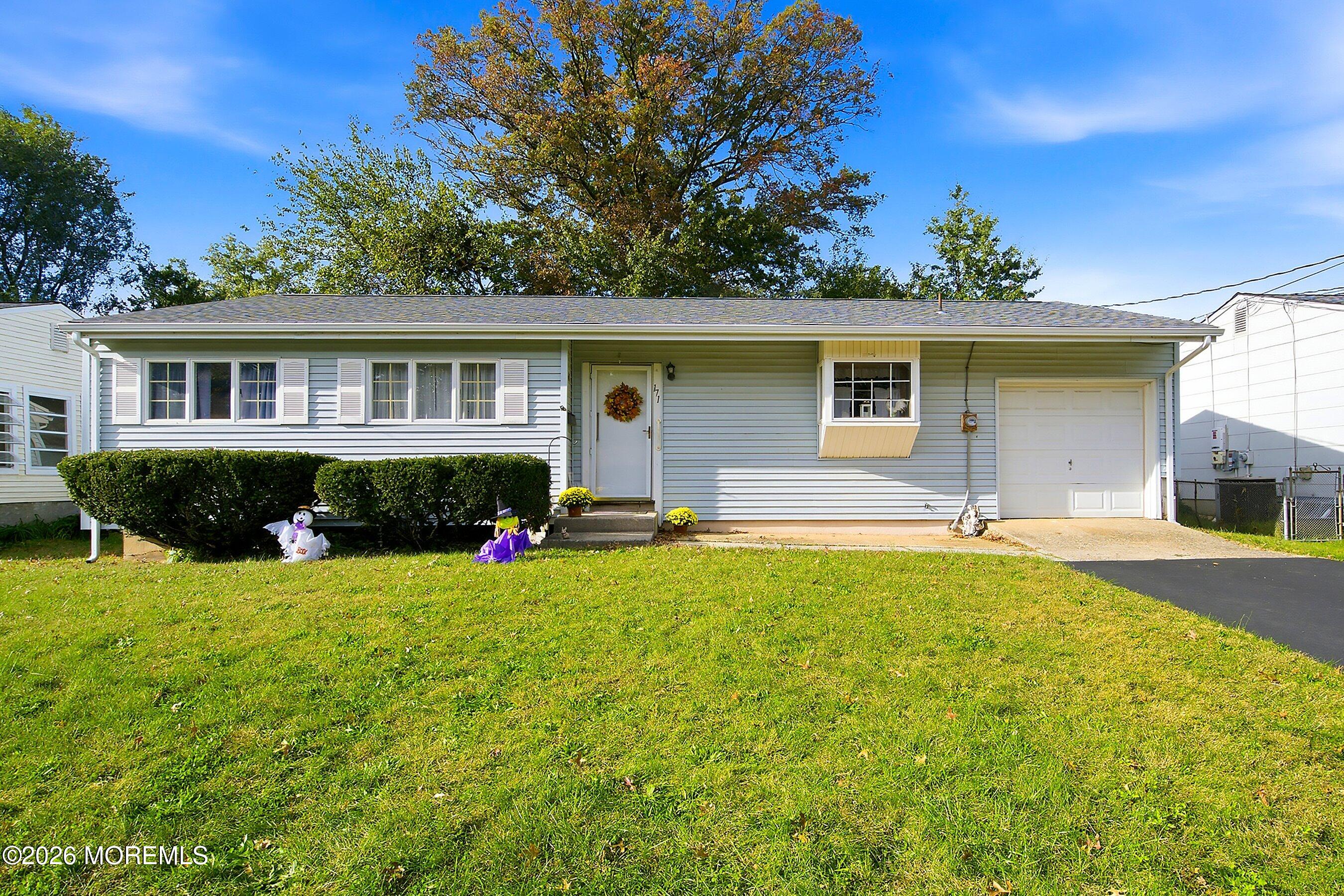 171 Princeton Road Parlin NJ 08859