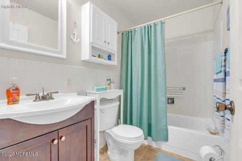 74 Chelsea Drive Whiting NJ 08759