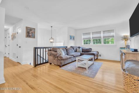 10 Coleridge Avenue Hazlet NJ 07730