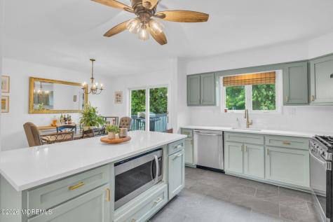 10 Coleridge Avenue Hazlet NJ 07730