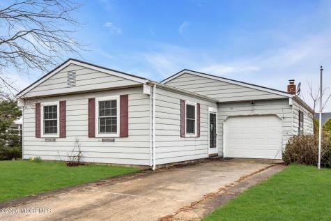19 Plymouth Drive Toms River NJ 08757