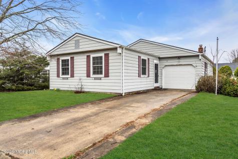 19 Plymouth Drive Toms River NJ 08757