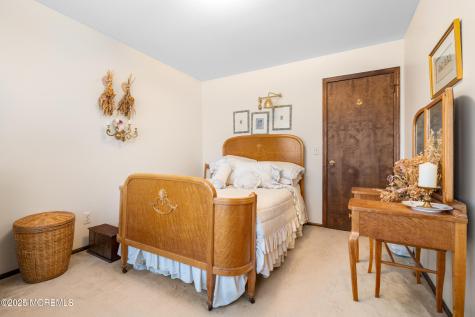 5 Karen Court West Long Branch NJ 07764