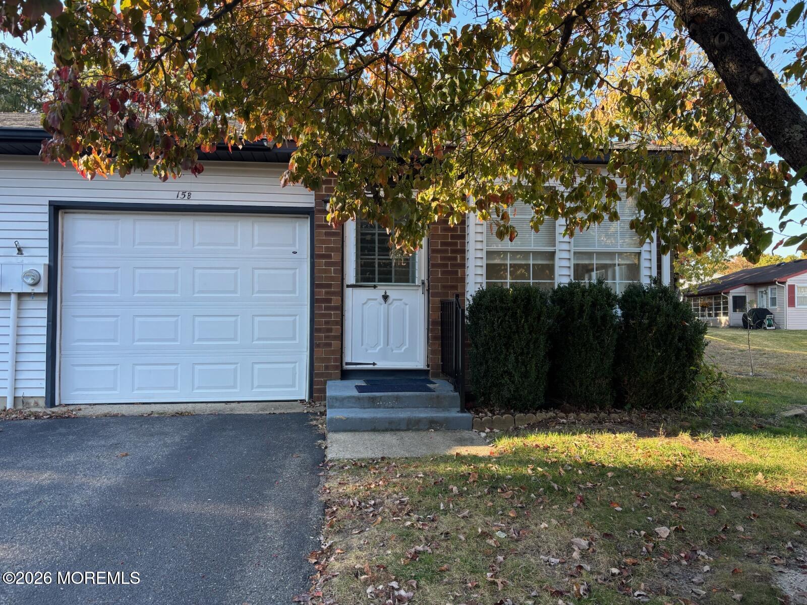 15 Deerfield Drive Whiting NJ 08759