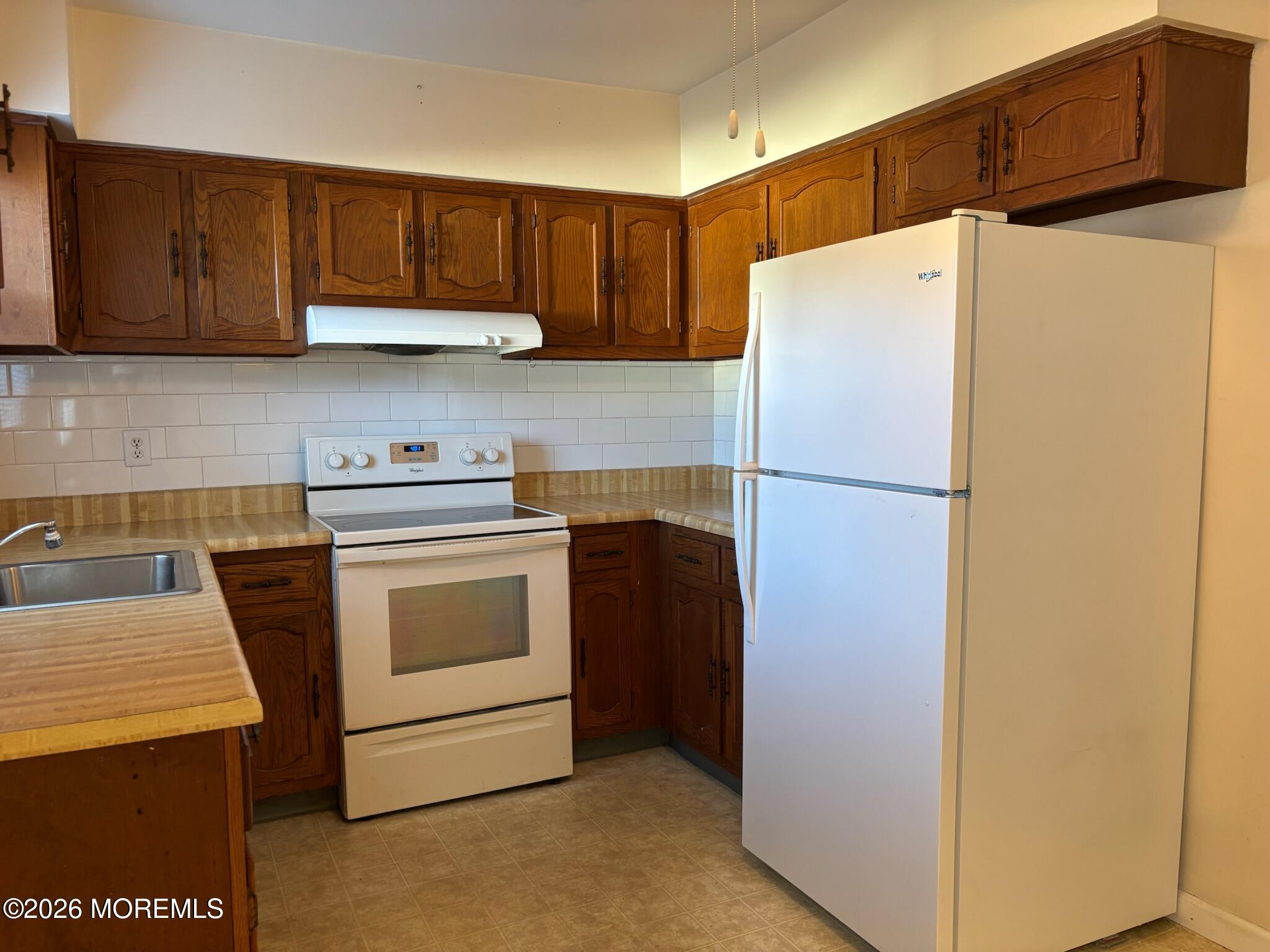 15 Deerfield Drive Whiting NJ 08759