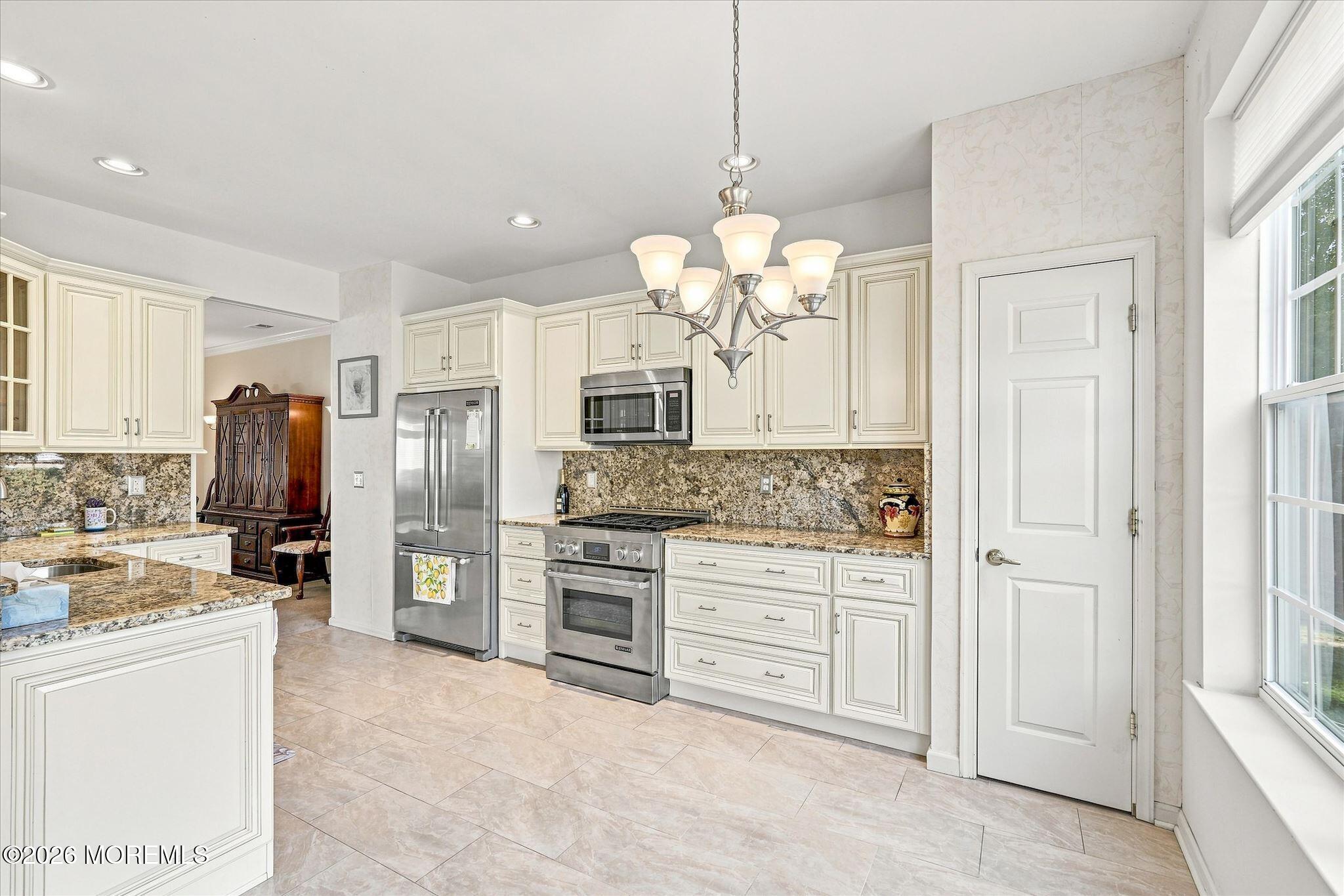 6 Minot Light Court Barnegat NJ 08005
