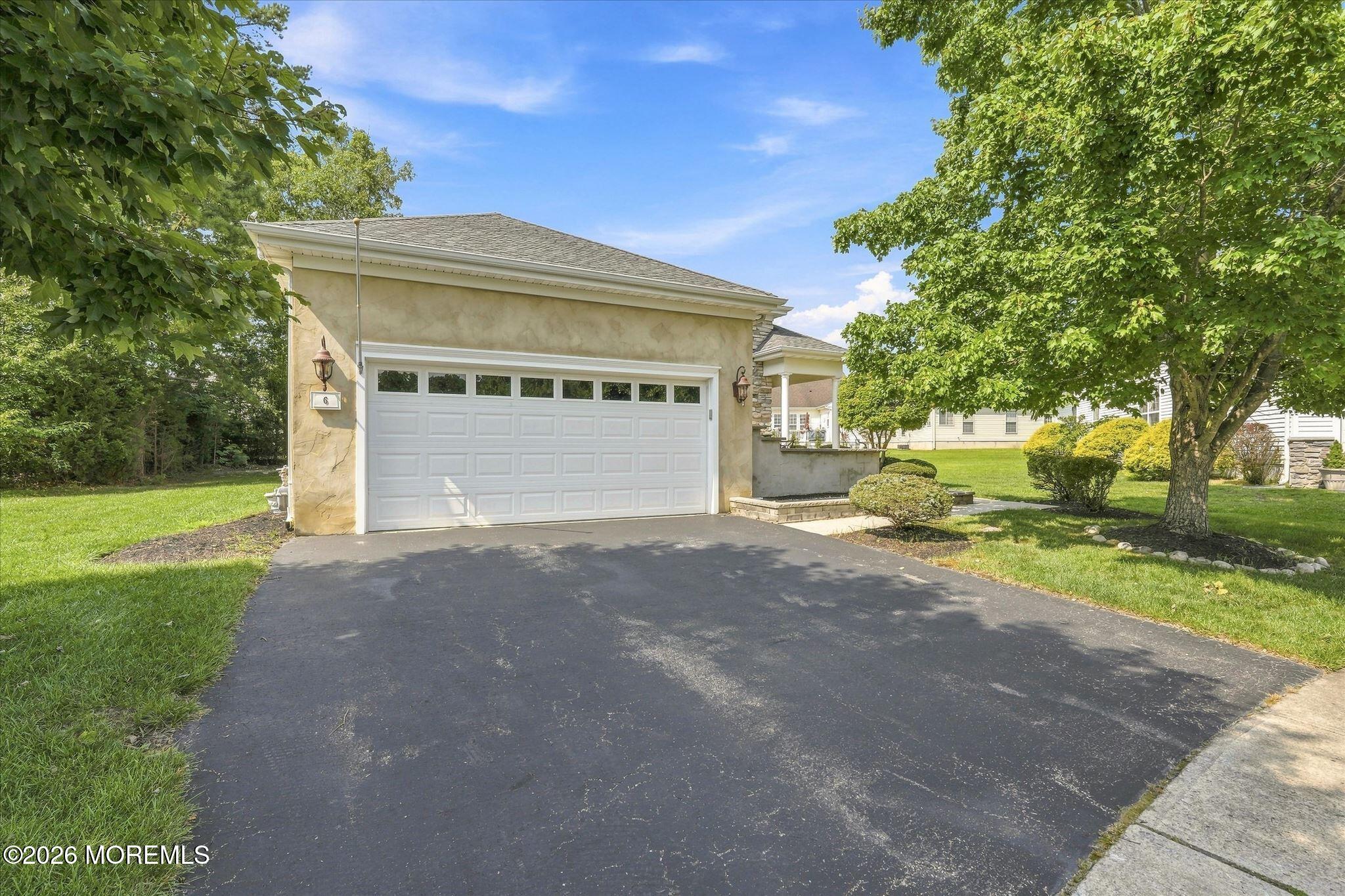6 Minot Light Court Barnegat NJ 08005