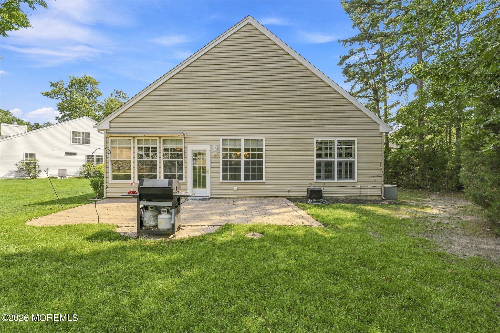 6 Minot Light Court Barnegat NJ 08005