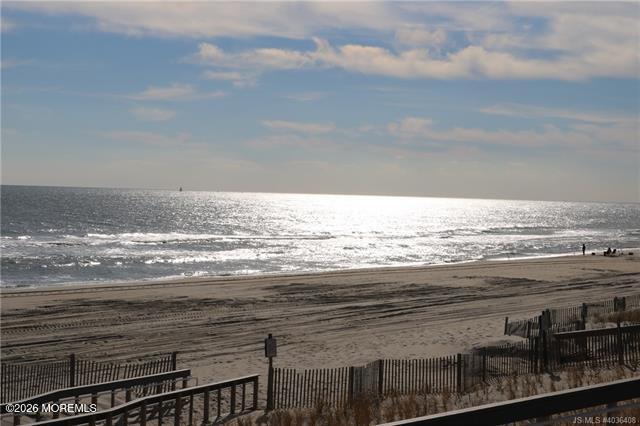6 Minot Light Court Barnegat NJ 08005