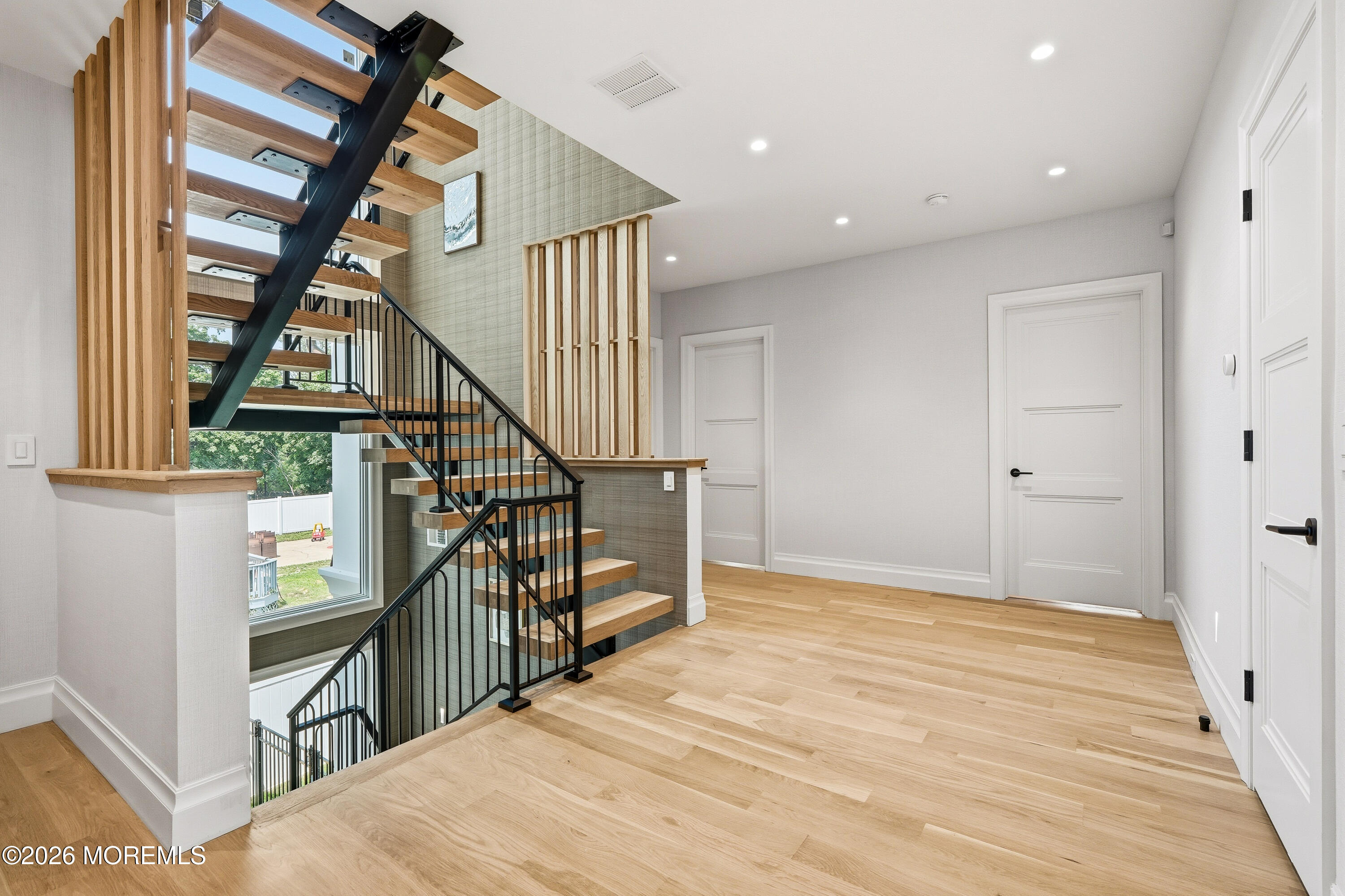 13 Johnston Street Oakhurst NJ 07755