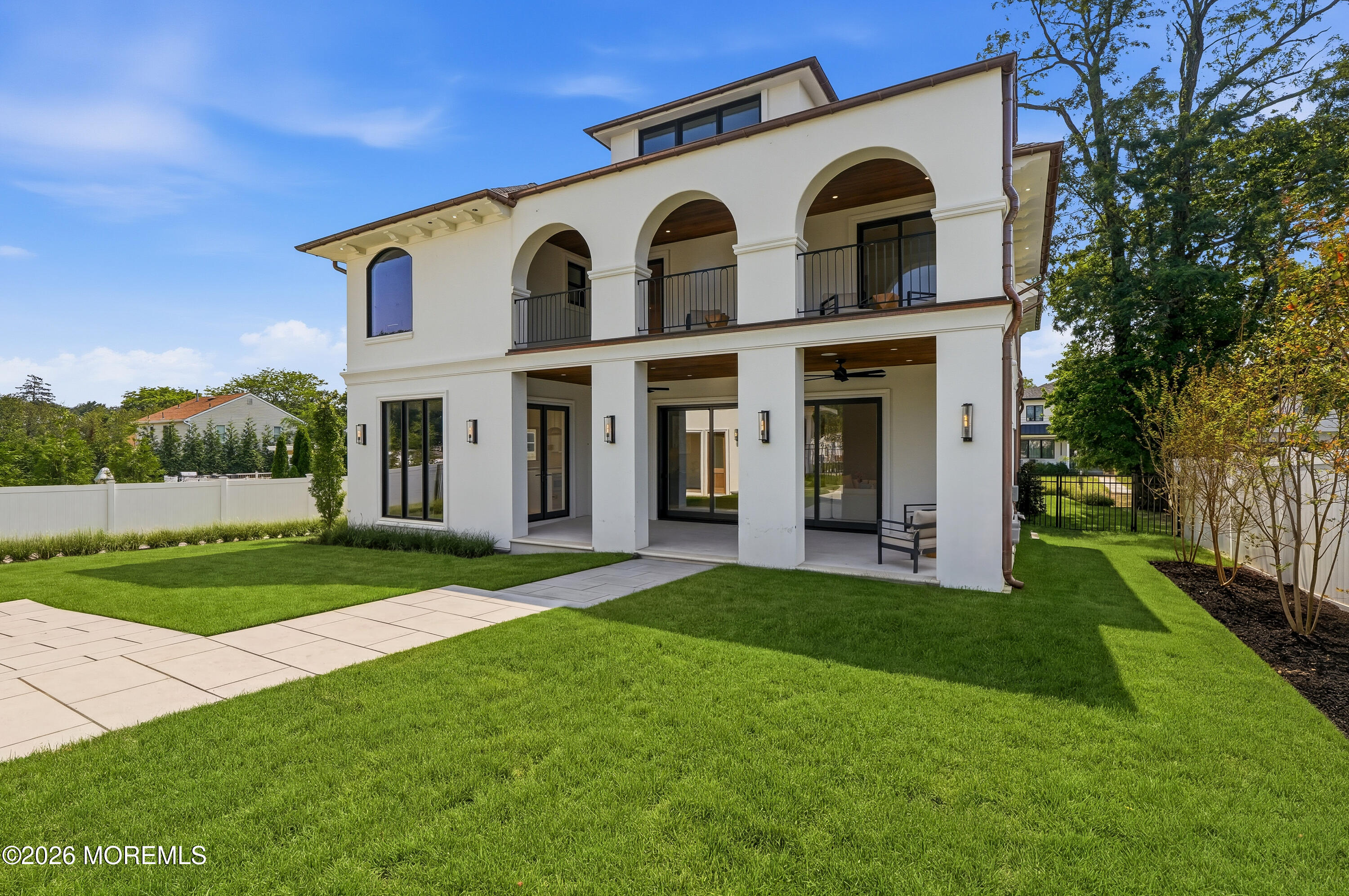 13 Johnston Street Oakhurst NJ 07755