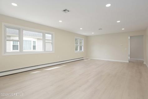 289 Costa Mesa Drive Toms River NJ 08757