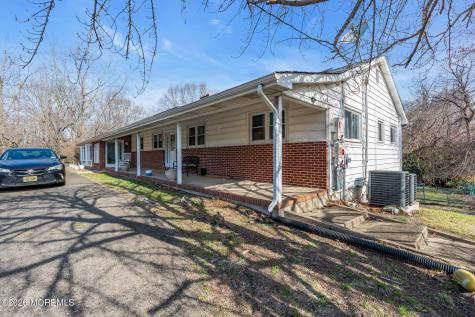 184 County Road 520 Morganville NJ 07751