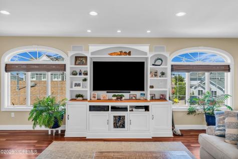 294 Monterey Circle Lavallette NJ 08735