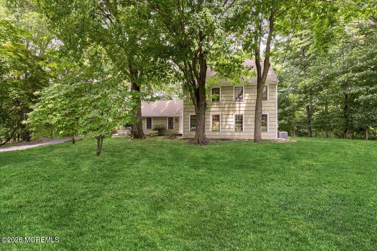 7 Windsor Terrace Holmdel NJ 07733