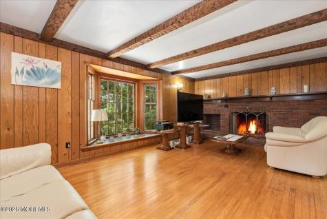 7 Windsor Terrace Holmdel NJ 07733