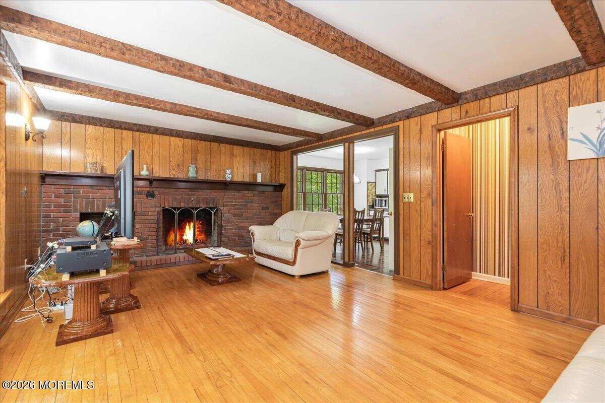 7 Windsor Terrace Holmdel NJ 07733