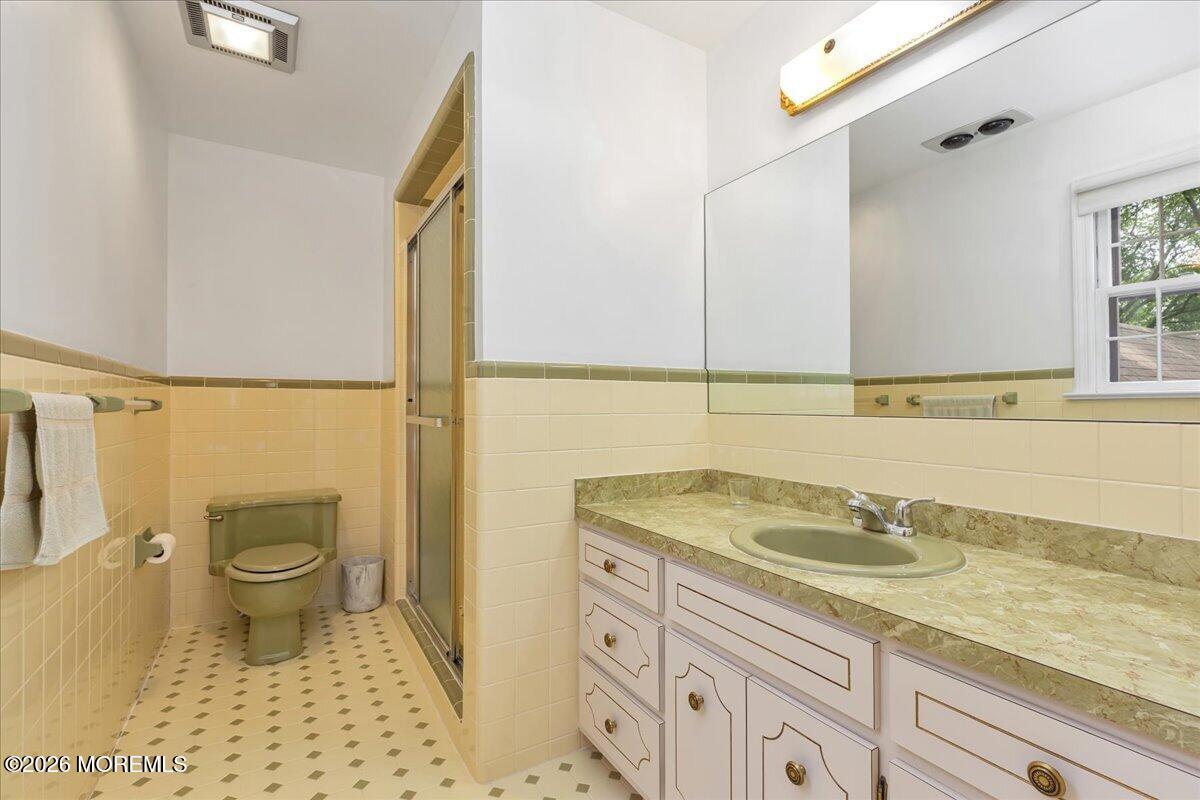 7 Windsor Terrace Holmdel NJ 07733