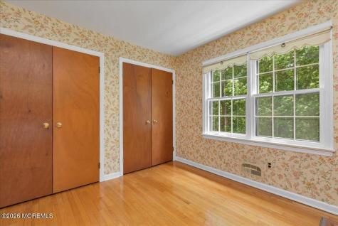 7 Windsor Terrace Holmdel NJ 07733