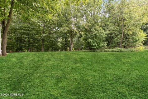 7 Windsor Terrace Holmdel NJ 07733