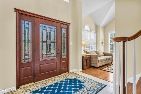 32 Heritage Drive Shrewsbury Boro NJ 07702
