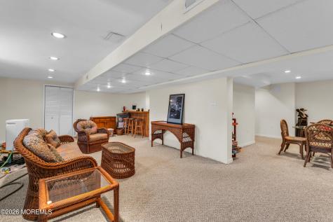 32 Heritage Drive Shrewsbury Boro NJ 07702