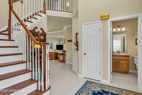 32 Heritage Drive Shrewsbury Boro NJ 07702