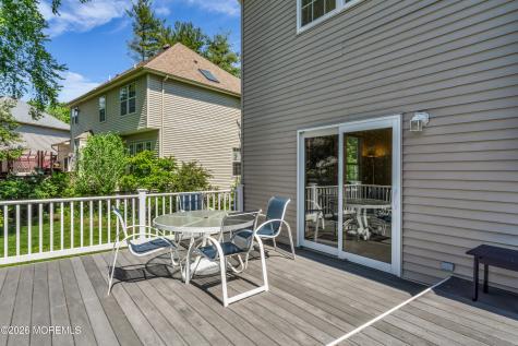 32 Heritage Drive Shrewsbury Boro NJ 07702