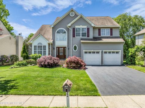 32 Heritage Drive Shrewsbury Boro NJ 07702