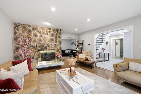 31 Eli Circle Morganville NJ 07751