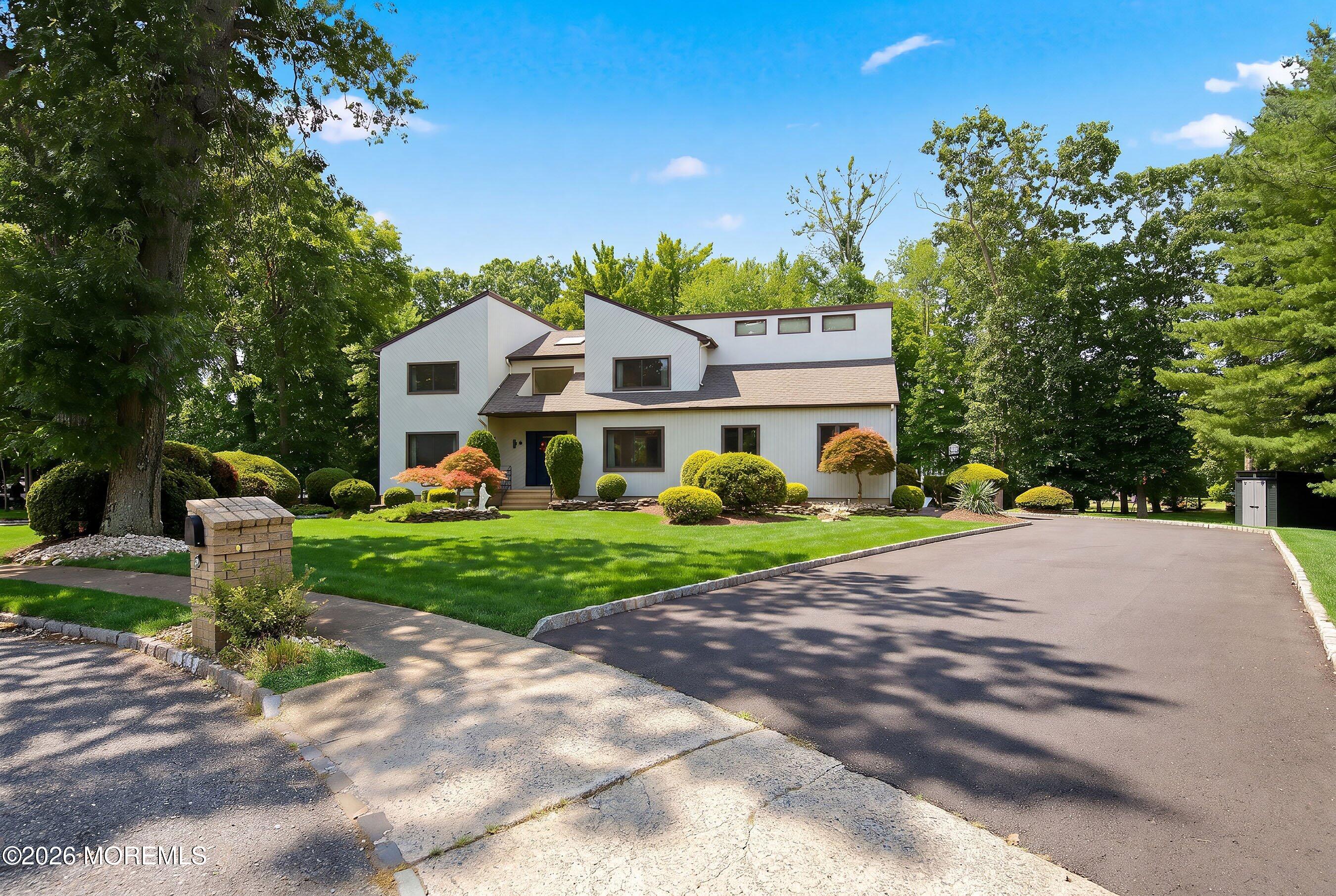 31 Eli Circle Morganville NJ 07751