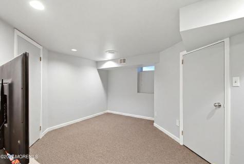 31 Eli Circle Morganville NJ 07751