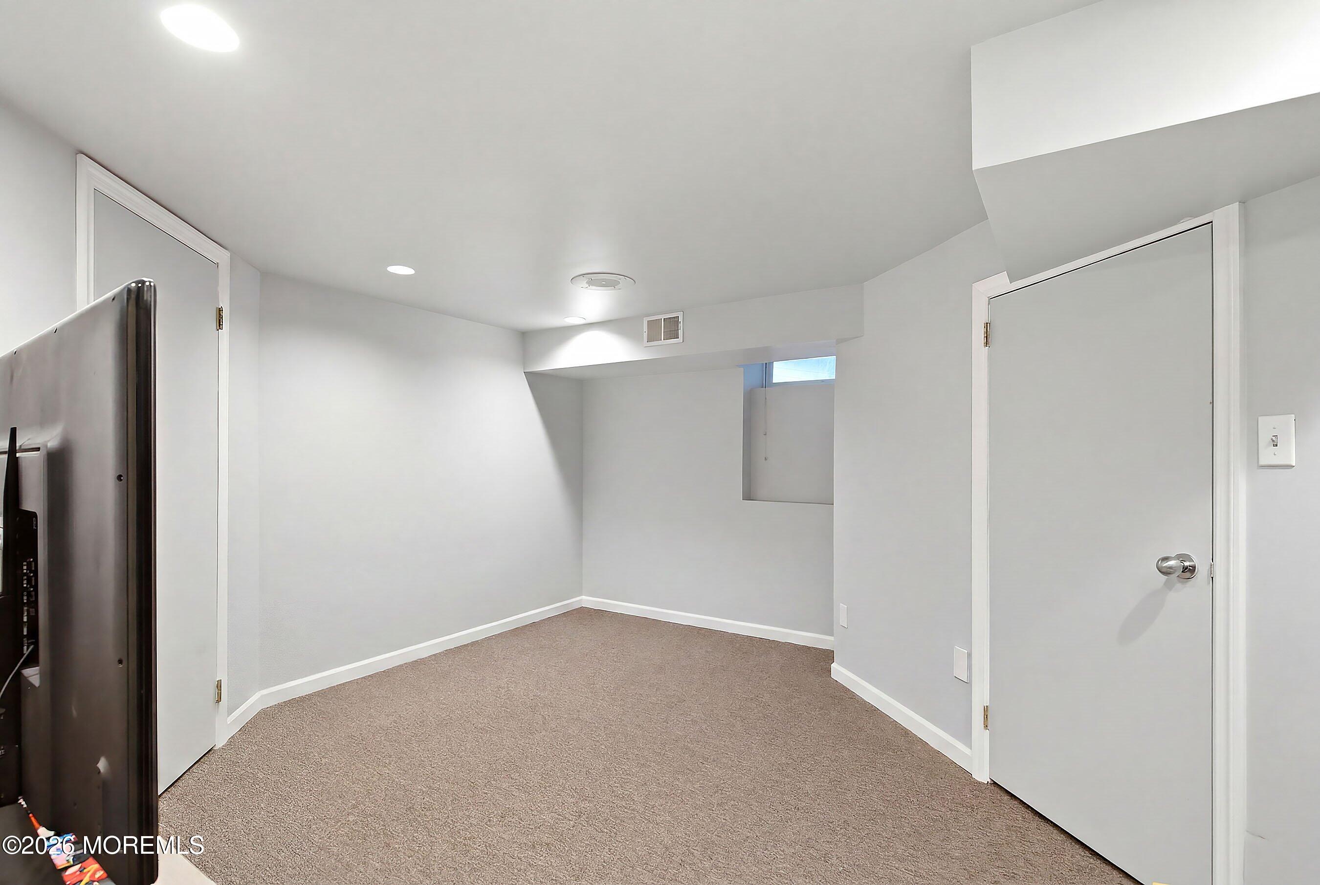 31 Eli Circle Morganville NJ 07751